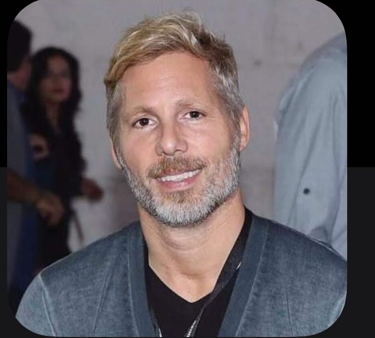 APONTAMENTO – Vermelho e Branco É TEMPO DE MUDAR!